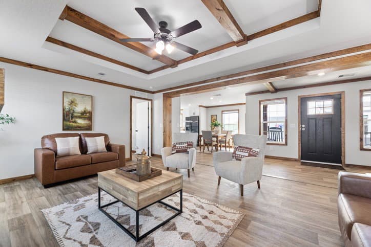 Reece 32663a interior home features