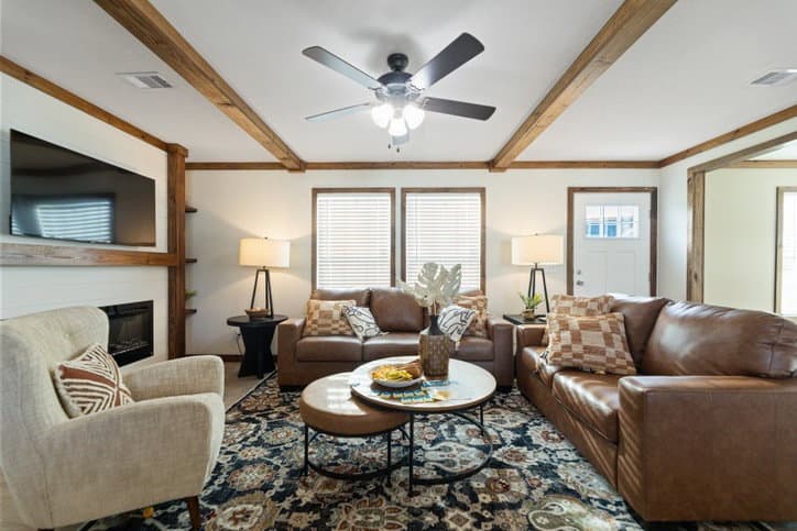Goose 28643a interior home features