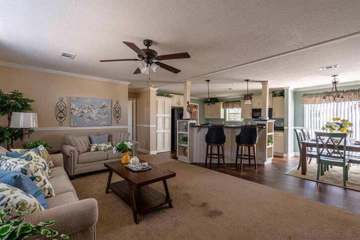 Bannister 28523c interior home features