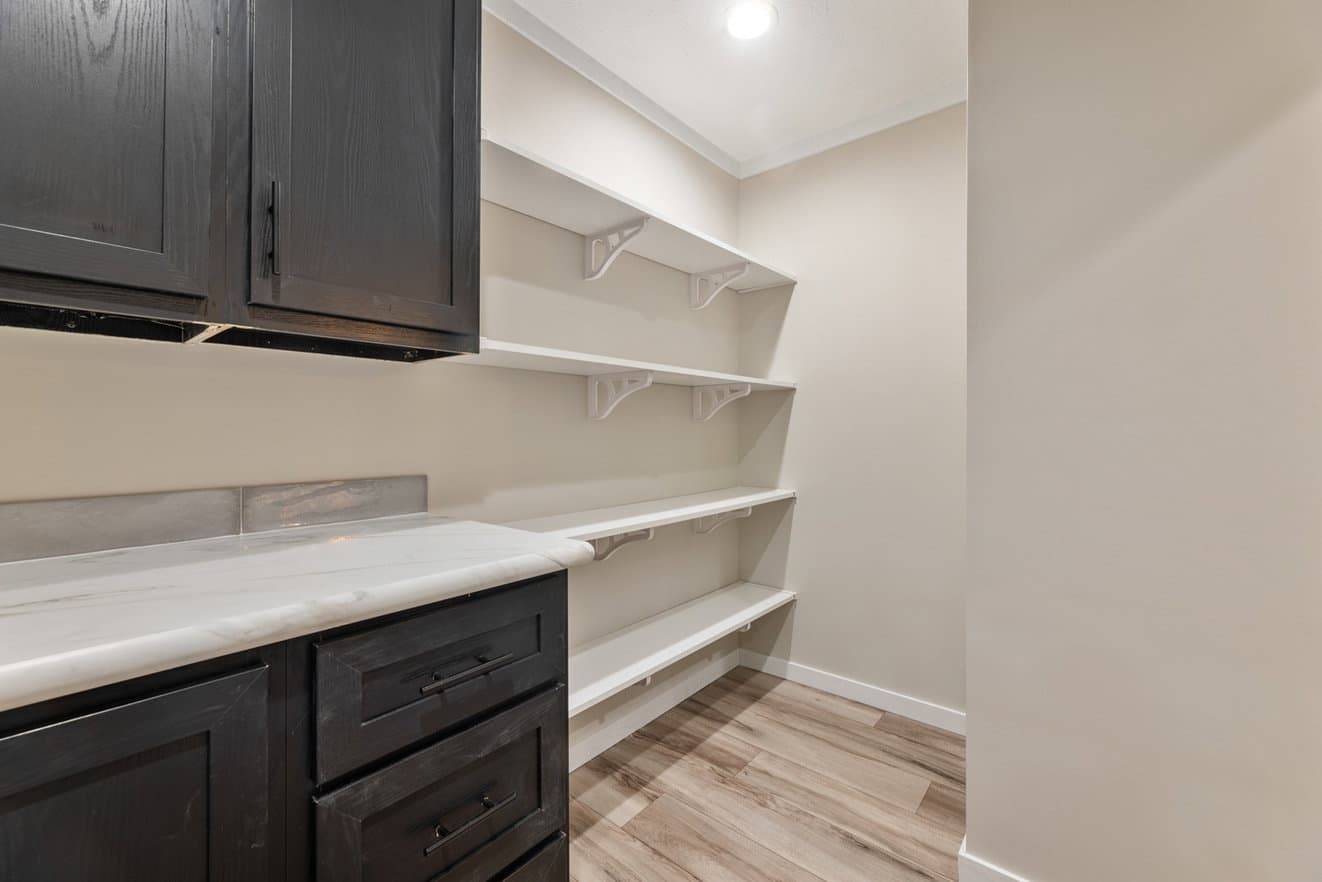Atmos 28603n interior home features