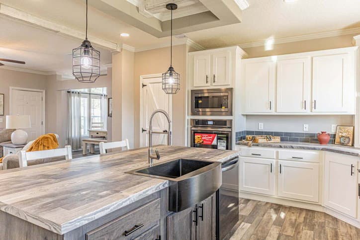 King 32764b kitchen home features