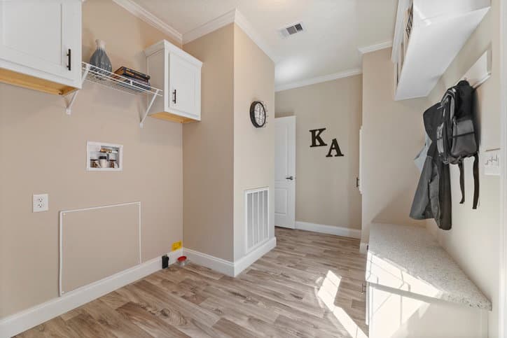 Timberview 32663e interior home features